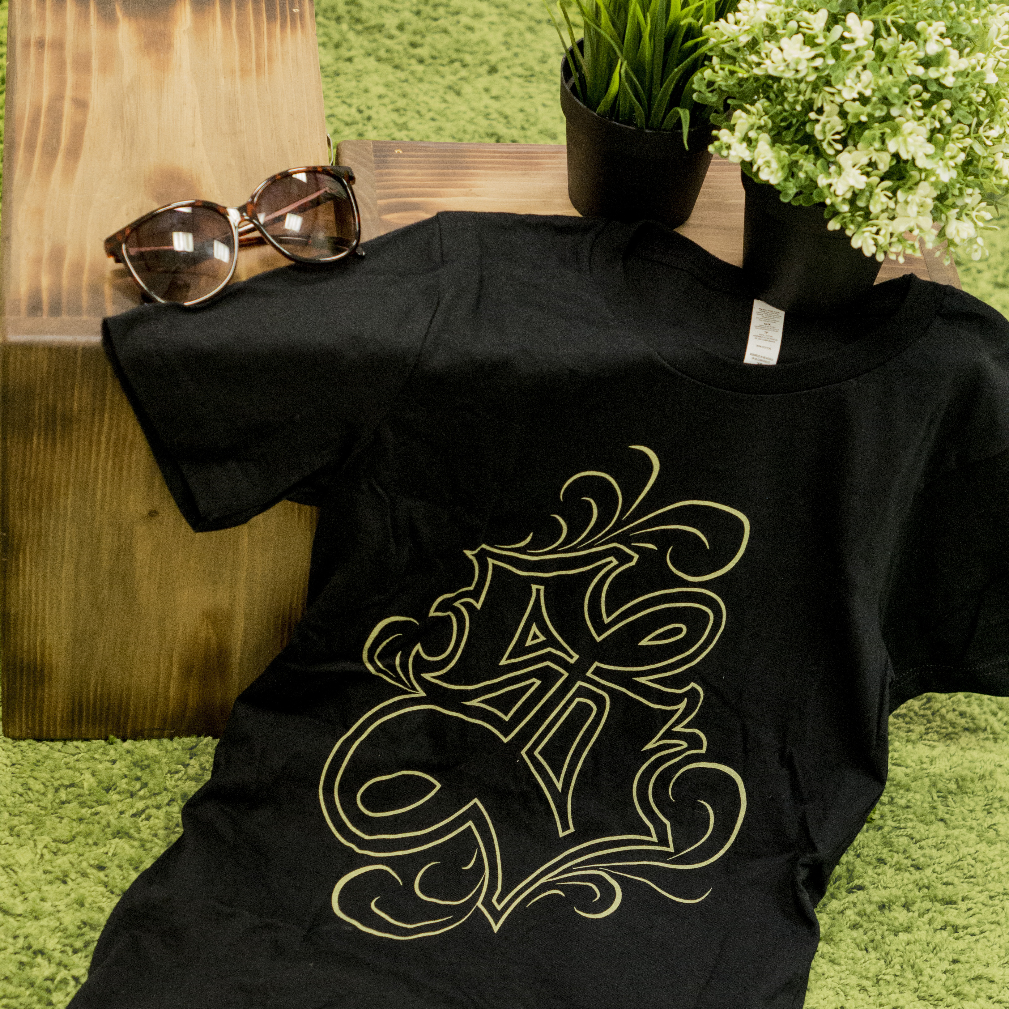 Outline Logo Tee