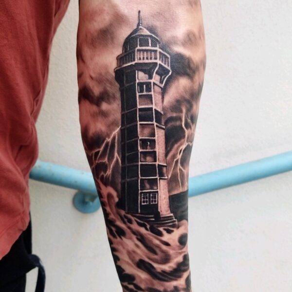 Brandon: Lighthouse